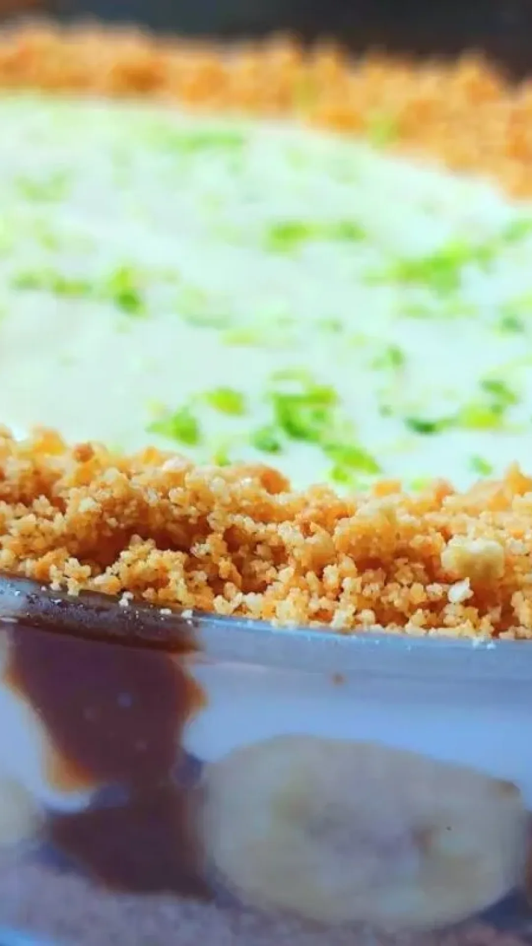 Torta de limão cremosa: fica irresistível e vai acabar em minutos de tão gostosa