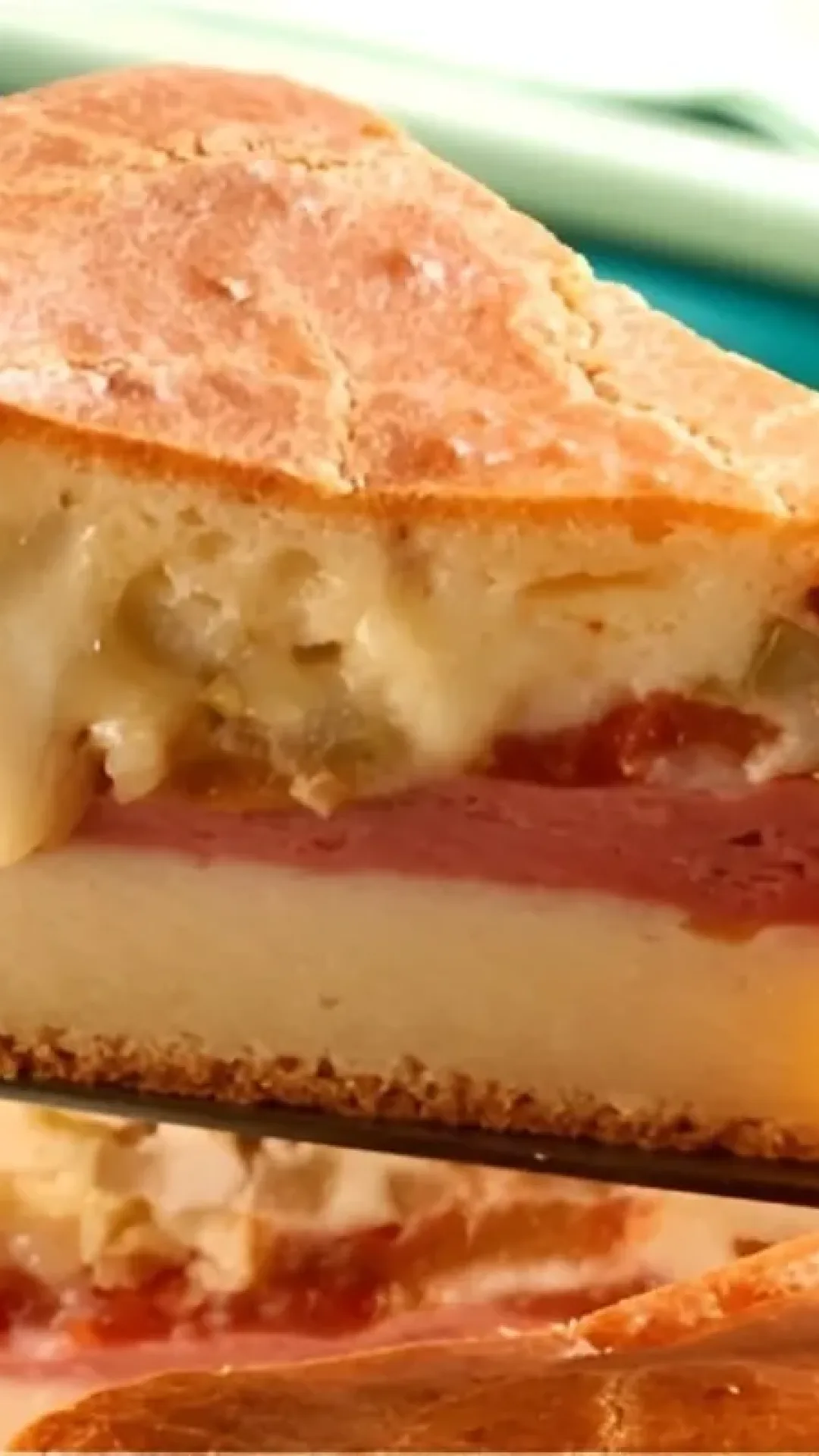 Torta de mortadela com requeijão um sabor surpreendente perfeito para o lanche