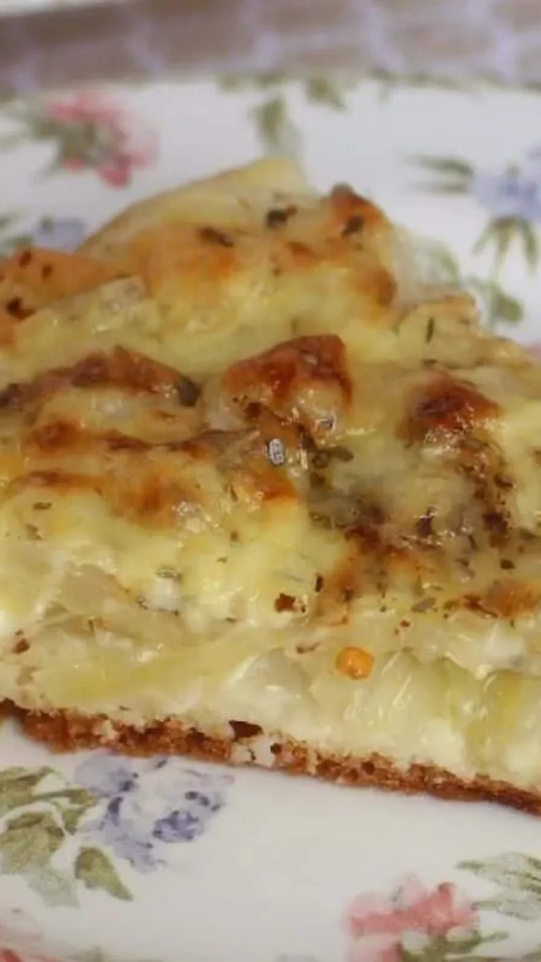 Torta leve de cebola: uma opção de lanche salgado muito aromática e fácil de fazer