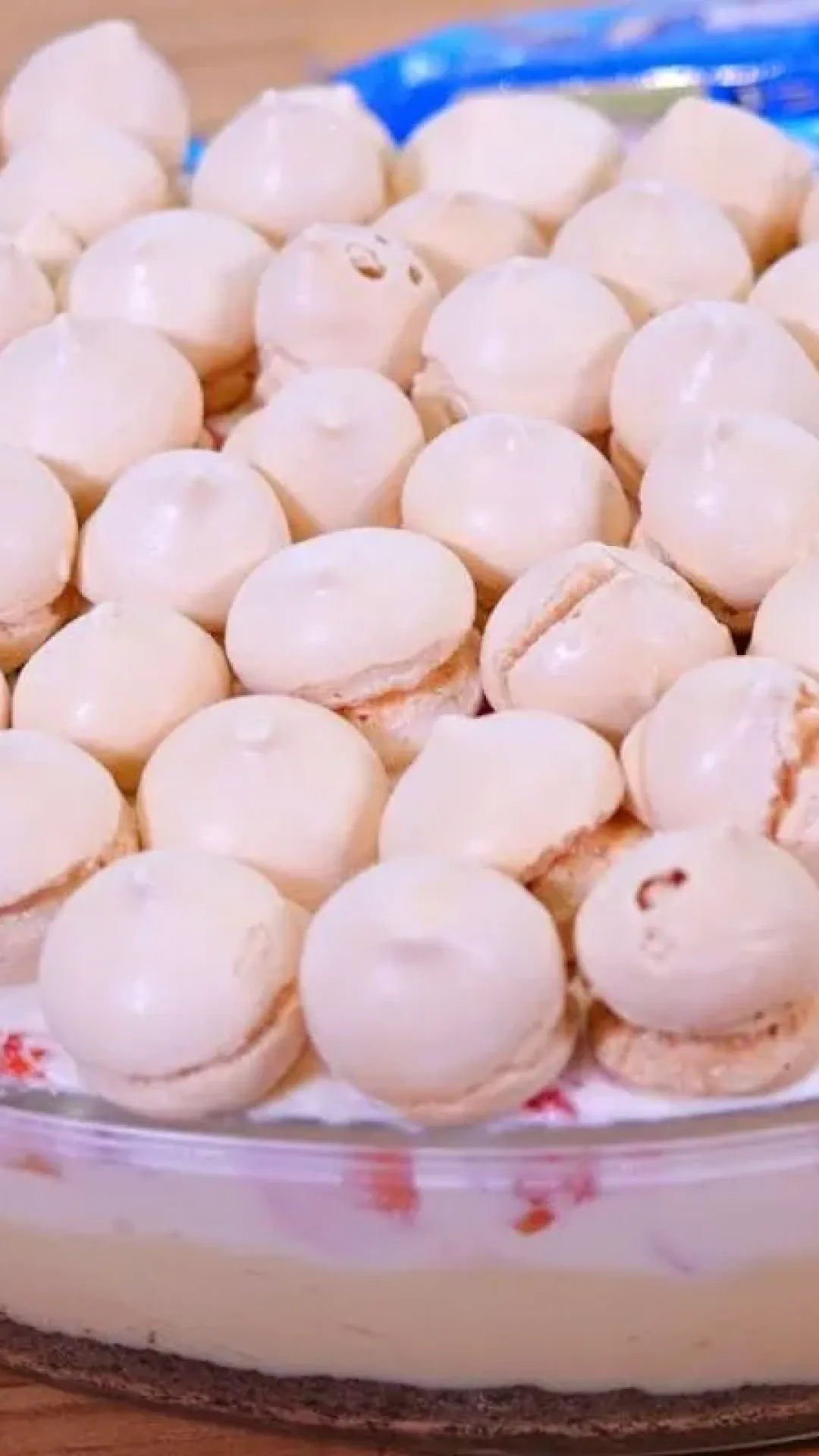 Torta morangoffe na travessa: uma combinação perfeita de sabores para servir em qualquer ocasião