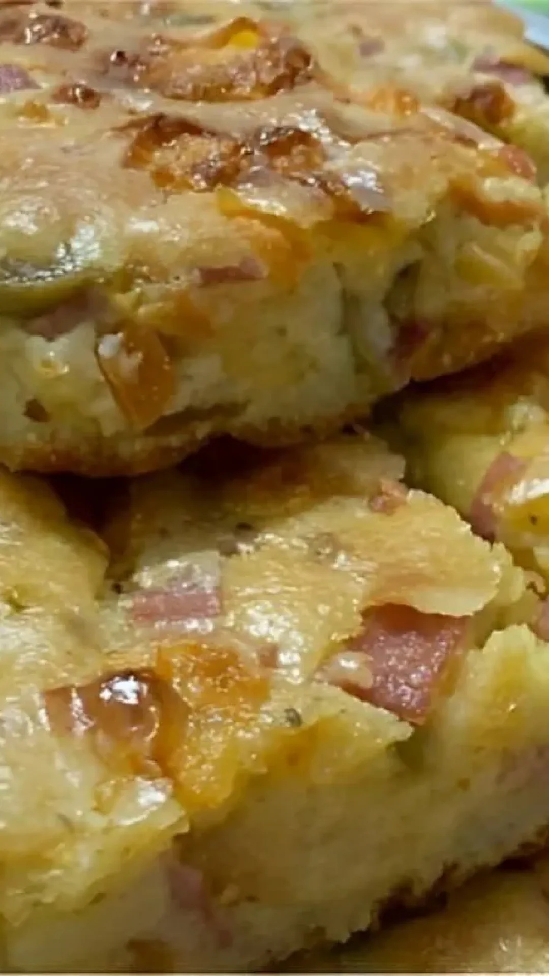 Torta napolitana de liquidificador muito fácil de fazer basta bater os ingredientes e levar ao forno