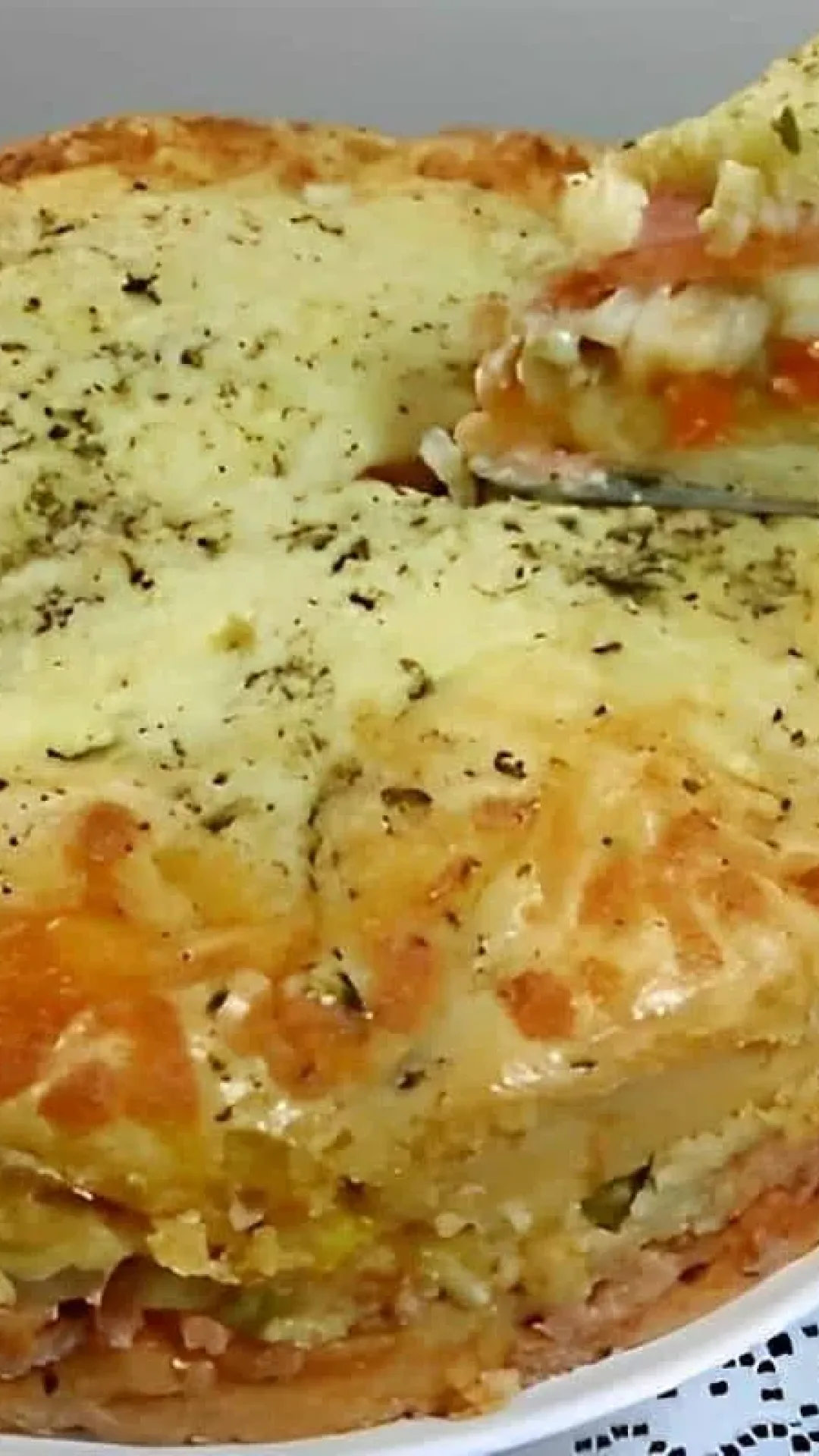 Torta portuguesa de liquidificador simples e prática um lanche perfeito pra toda família