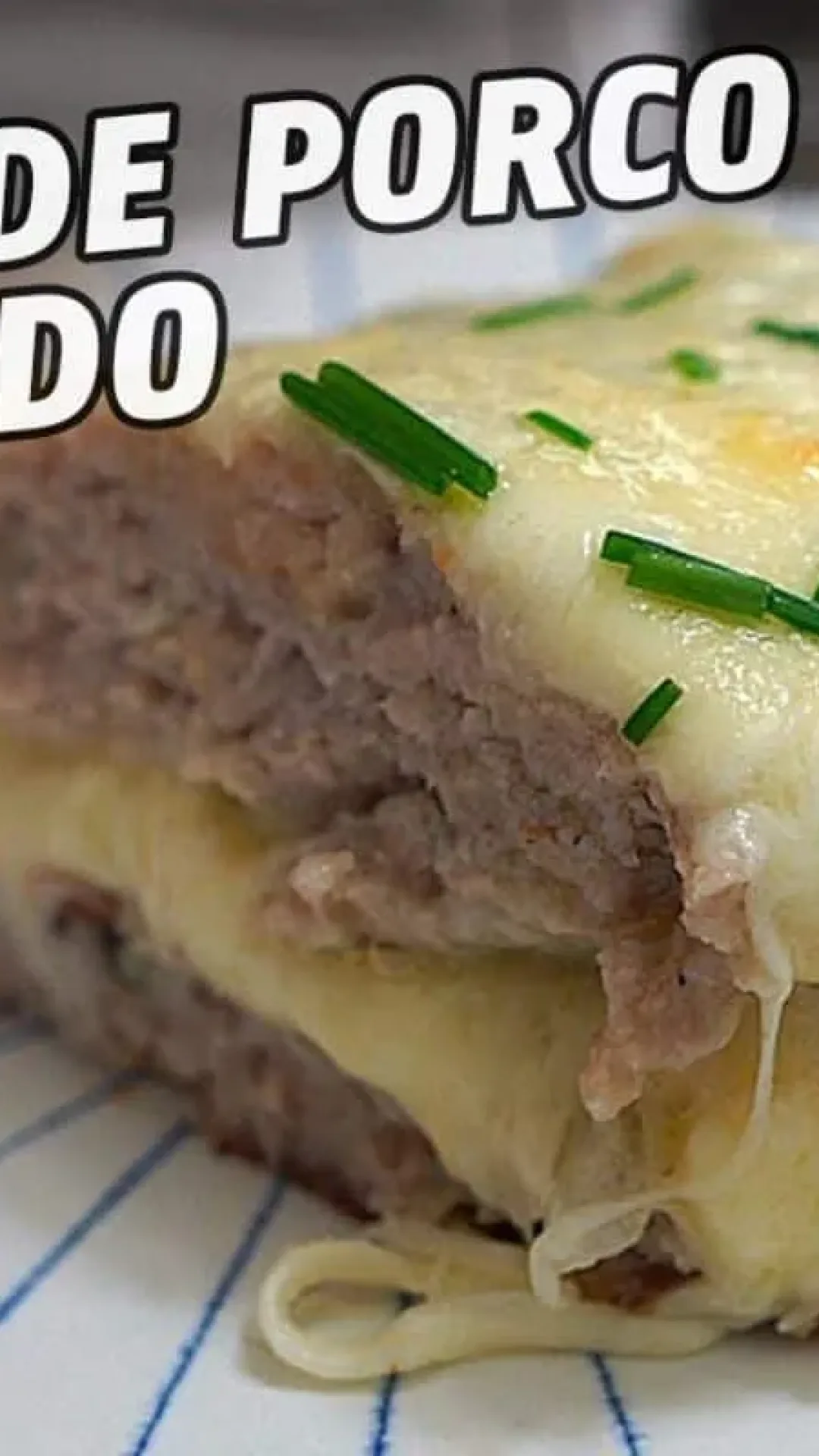 Você vai adorar essa novidade no seu almoço: manta de porco recheada fácil e maravilhosa