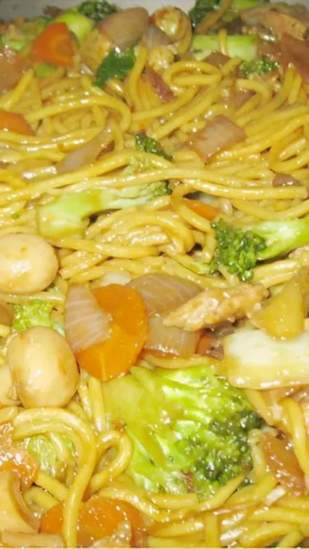 Yakissoba caseiro uma delícia receita igual daquele famoso restaurante chinês