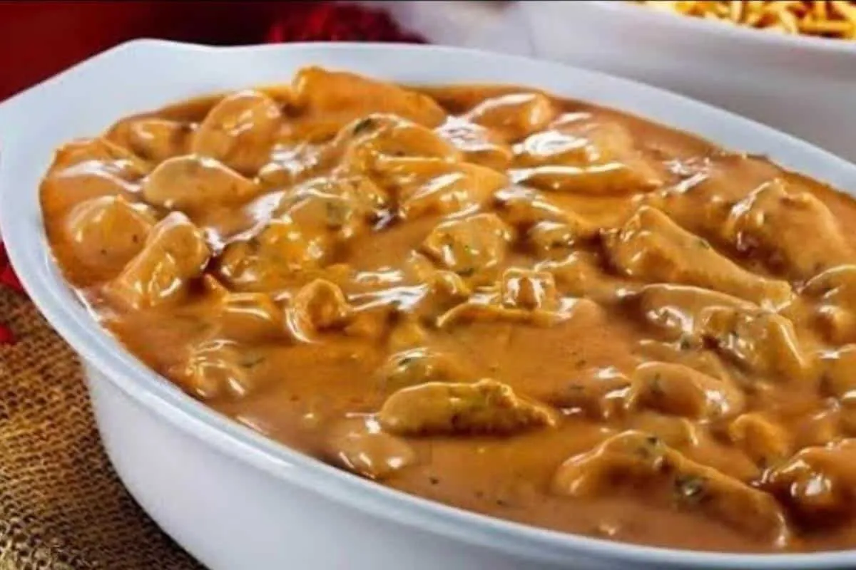 Strogonoff de carne de restaurante: veja como acertar no pon