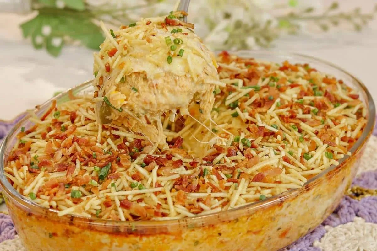 Sugestão de fricassê de frango cremoso para arrasar na hora