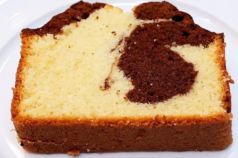 Sugestão de receita de bolo frapê de coco fofinho e macio pa