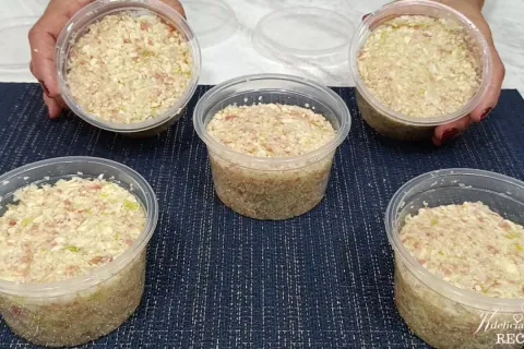 Tempero caseiro de alho: a misturinha fácil que vai deixar t