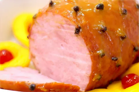 Tender de natal gostoso e suculento com calda de laranja e a