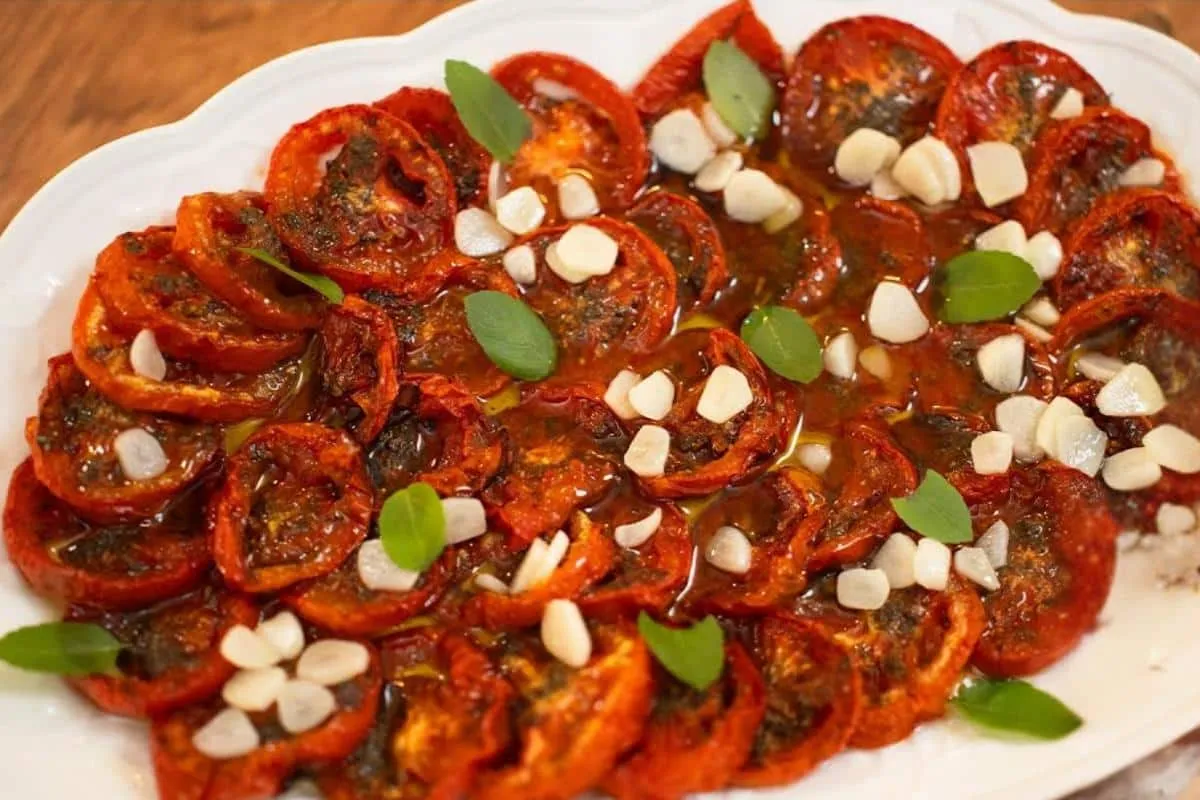 Tomate assado assim você nunca comeu e vai adorar fazer no s