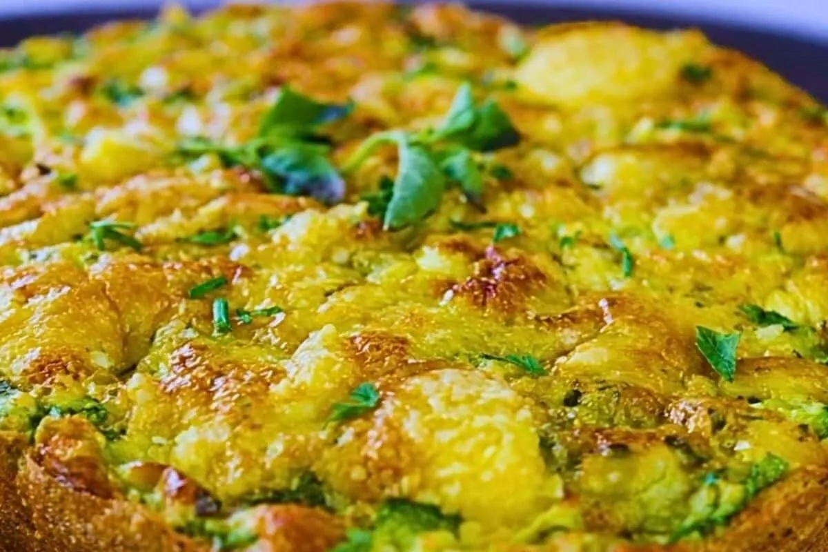 Torta de abobrinha feita com praticidade e rapidez, um lanch