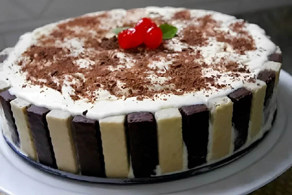 Torta de bis vai deixar sua mesa de natal ainda mas linda e