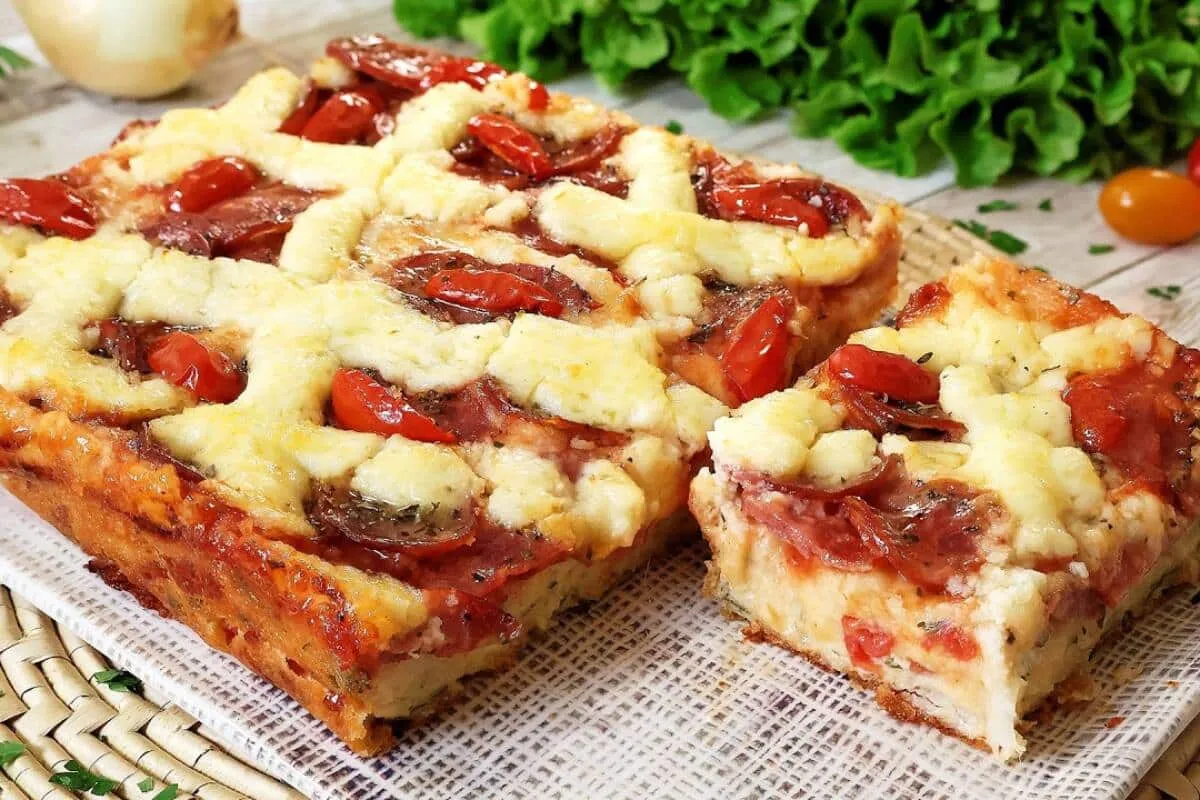 Torta de calabresa com requeijão: mais saborosa que pizza