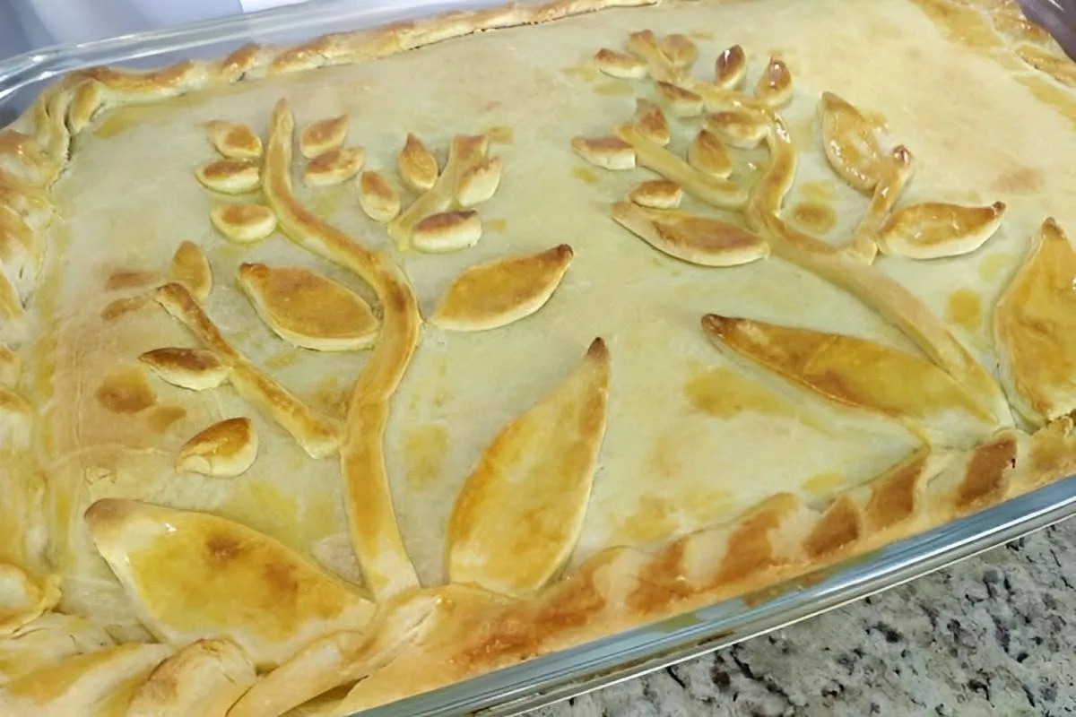 Torta de camarão de natal uma torta fina deliciosa que vai f