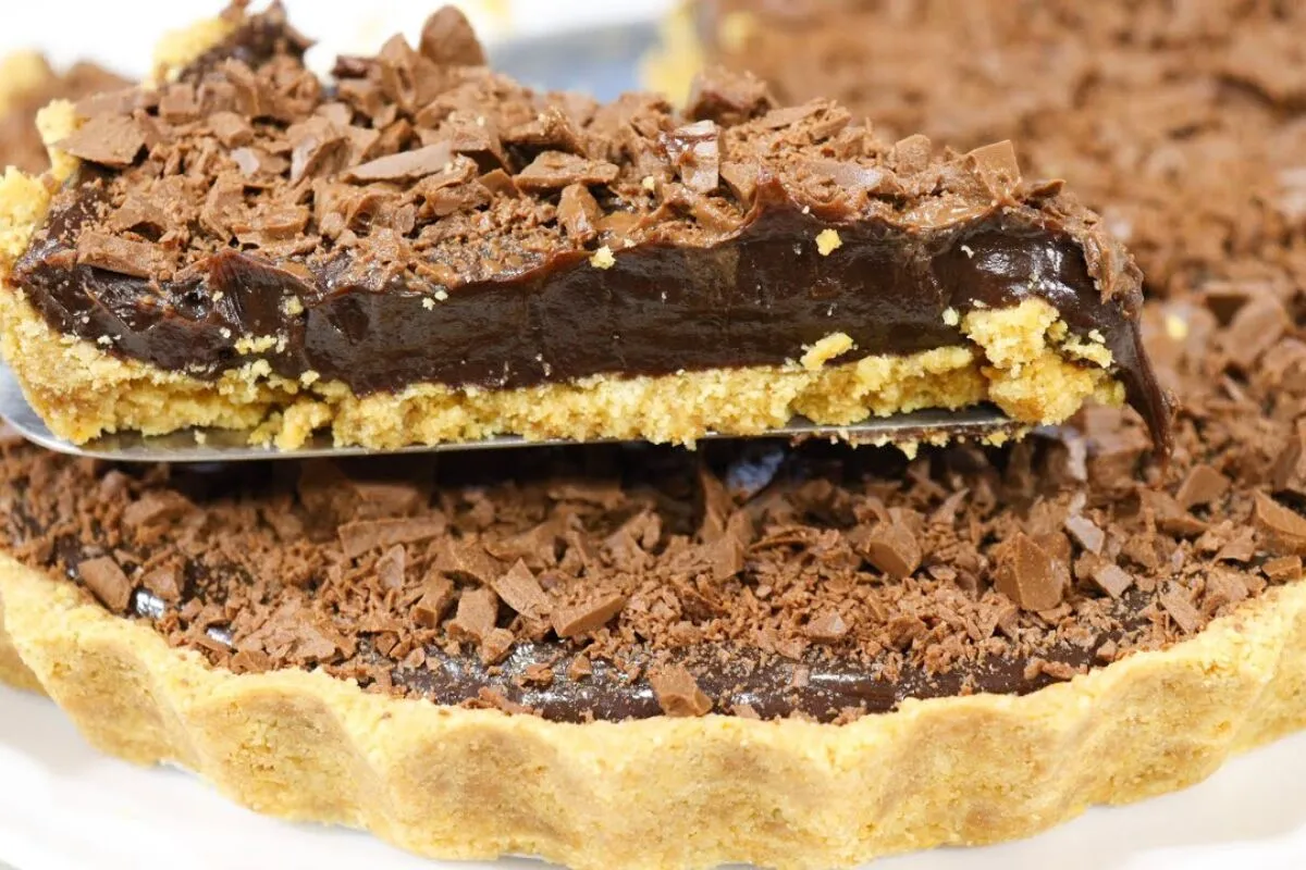 Torta de chocolate irresistível, impossível comer um pedaço