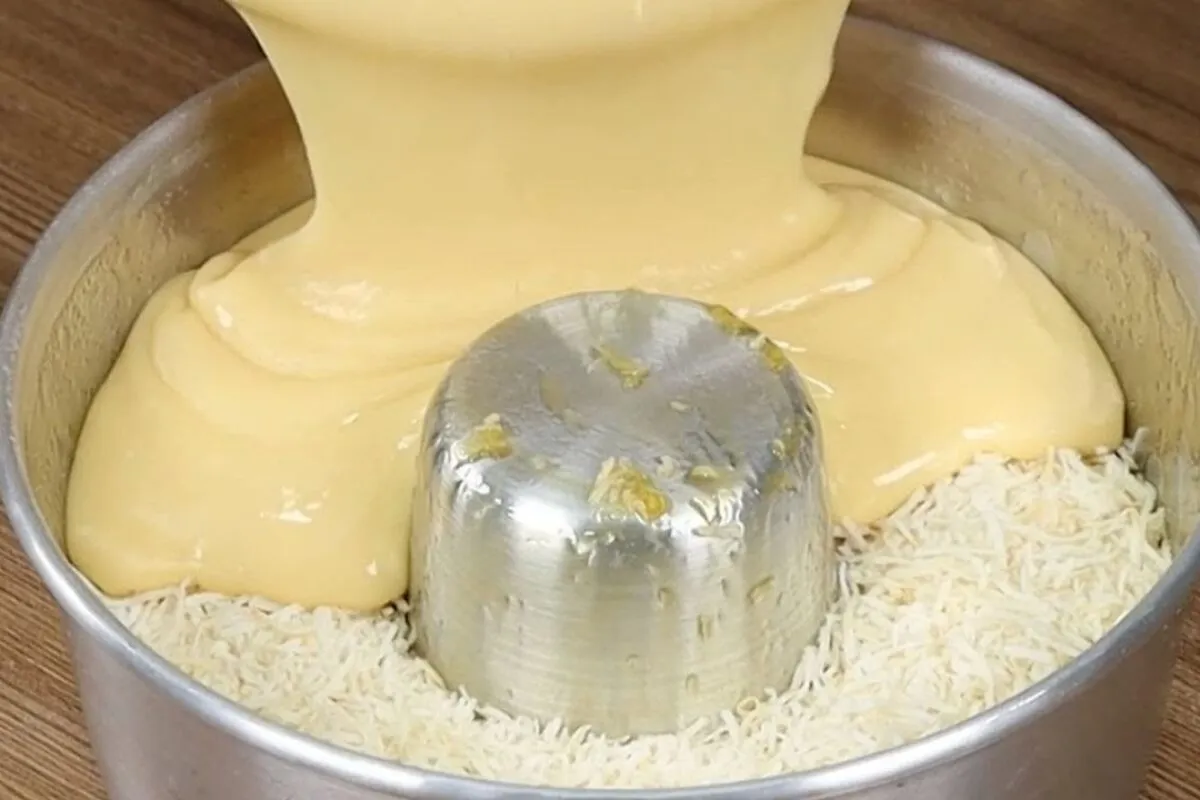 Torta de coco caramelizada: essa sobremesa fica divina e voc