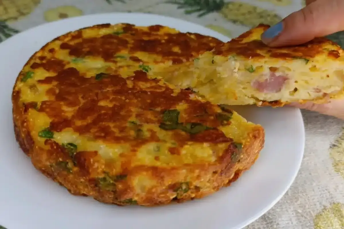 Torta de flocão na frigideira: parei de comer pão francês no
