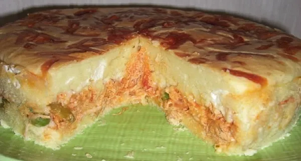Torta de Frango com Catupiry Especial