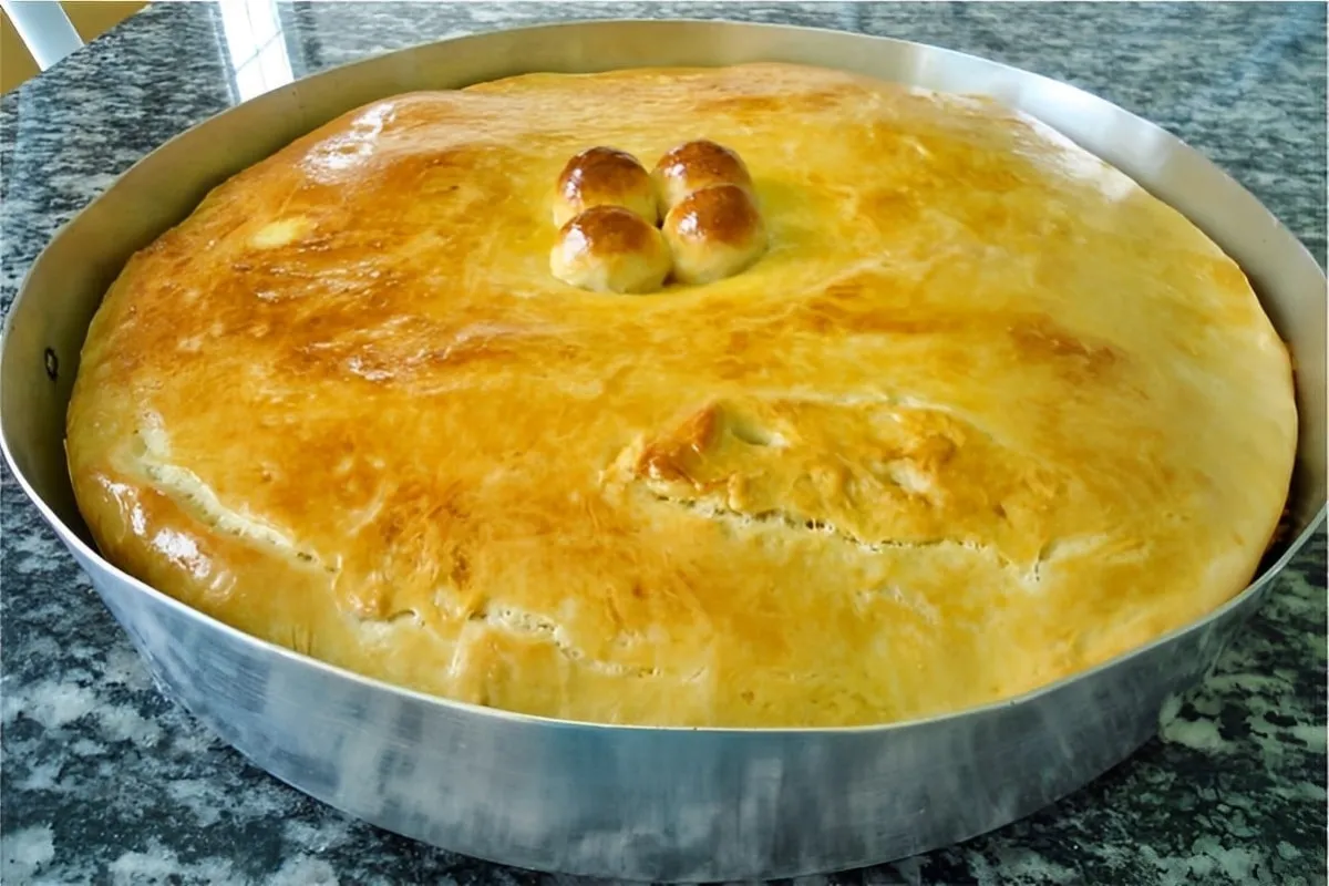 Torta de frango com massa especial depois que fiz a primeira