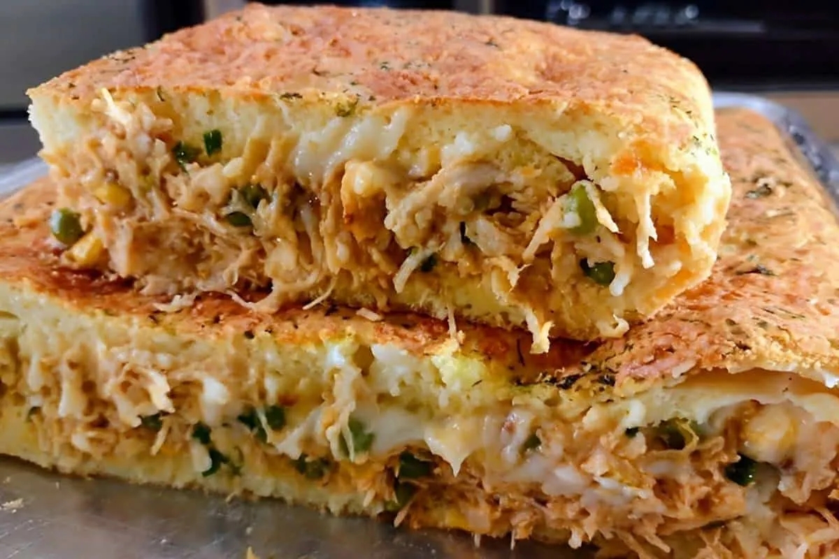 Torta de frango cremosa de liquidificador perfeita para o la