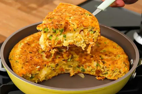 Torta de legumes de frigideira uma maneira deliciosa e rápid