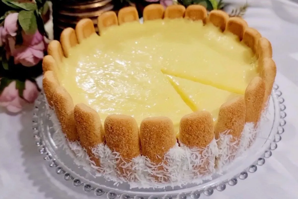 Torta de limão com iogurte que não precisa ir ao forno e fic