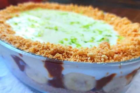 Torta de limão cremosa: fica irresistível e vai acabar em mi