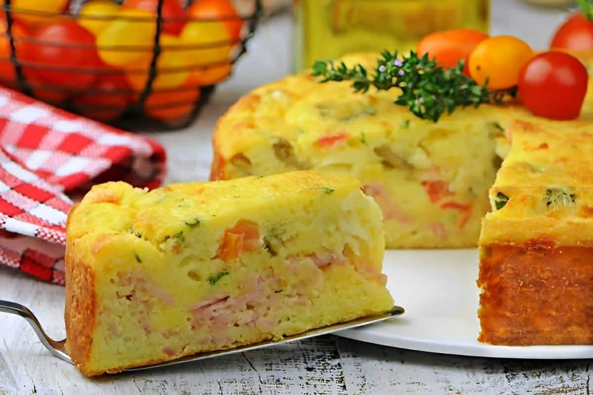 Torta de liquidificador fácil e saborosa é só bater os ingre