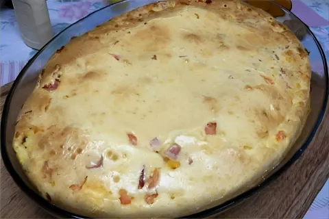 Torta de liquidificador salgada simples é só bater os ingred
