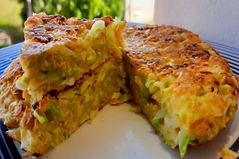 Torta de repolho na frigideira uma refeição completa que fic