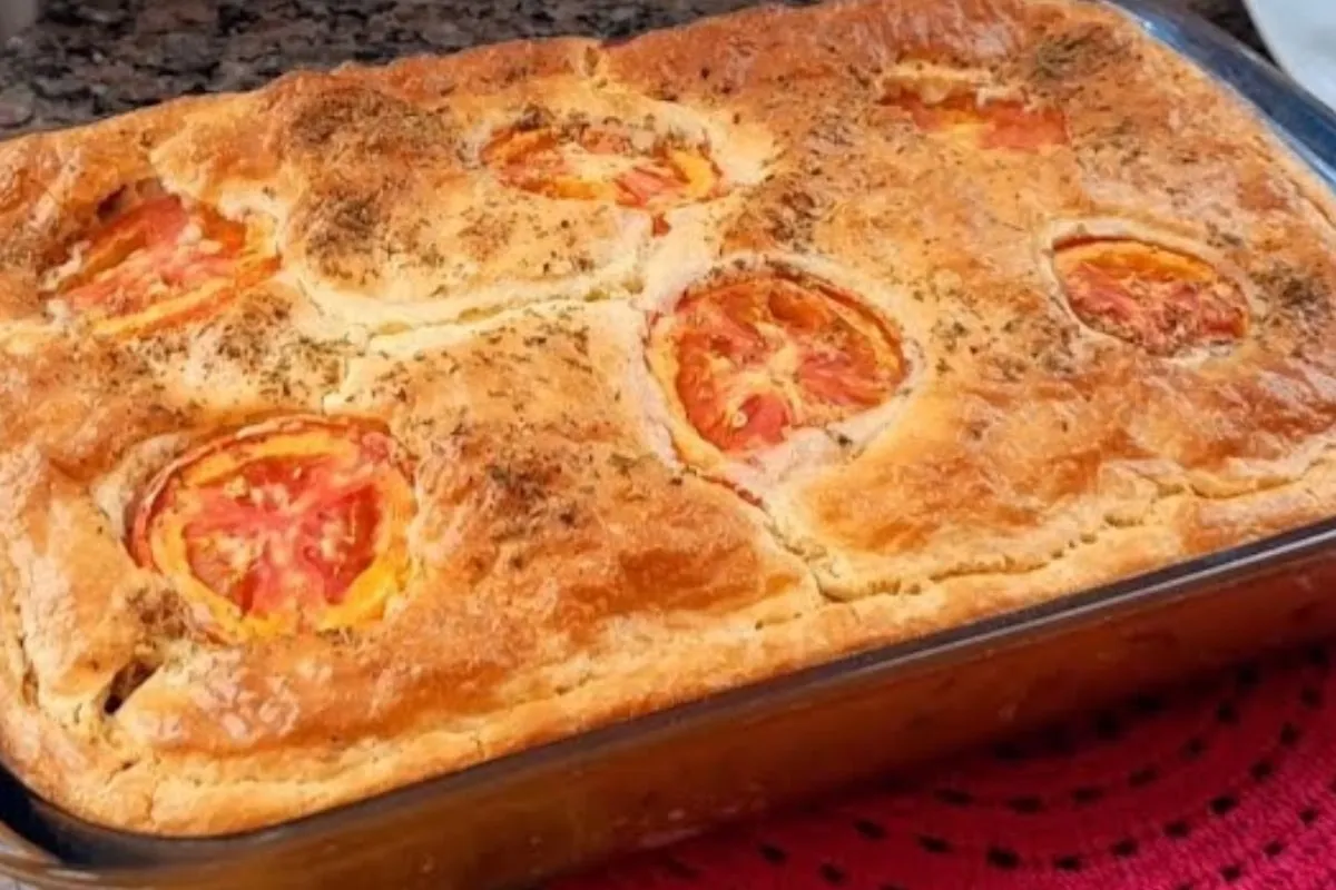 Torta de sardinha com massa especial que fica uma maravilha