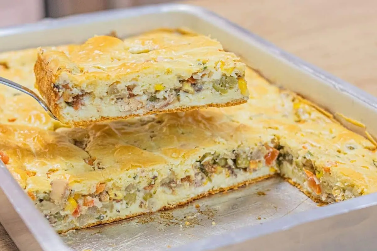 Torta de sardinha com massa incrível e fofinha, que você pre