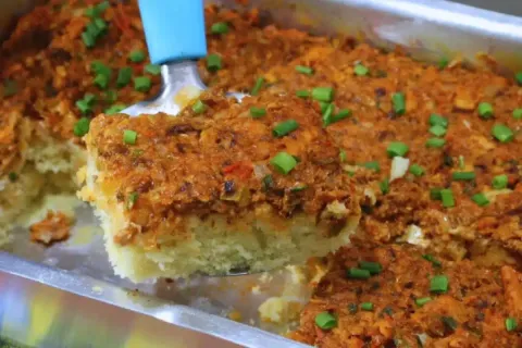 Torta de sardinha fofinha e rápida, feita no liquidificador,