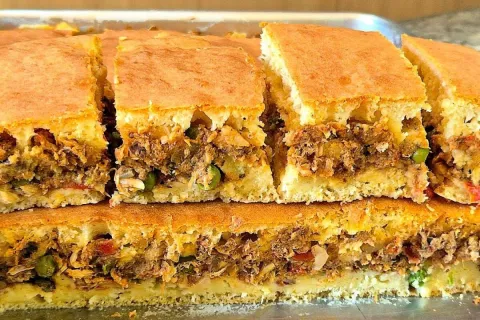 Torta de sardinha prática, fofinha e perfeita para seu lanch