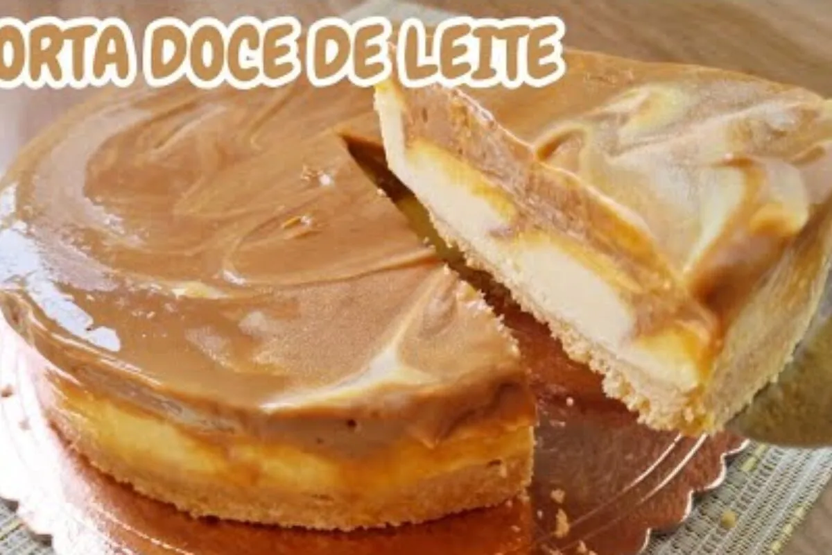 Torta doce de leite muito cremosa e totalmente irresistível