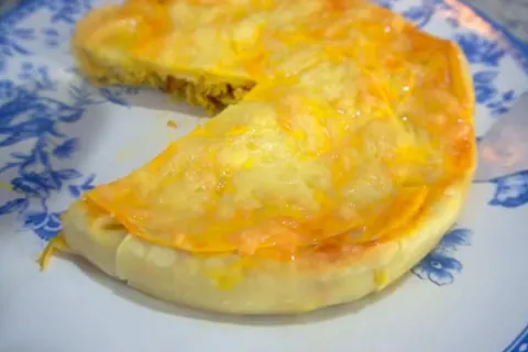 Torta especial de pastel: a receita que fica uma delícia e é