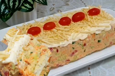 Torta fria ou bolo salgado: lanche delicioso que é cara do n