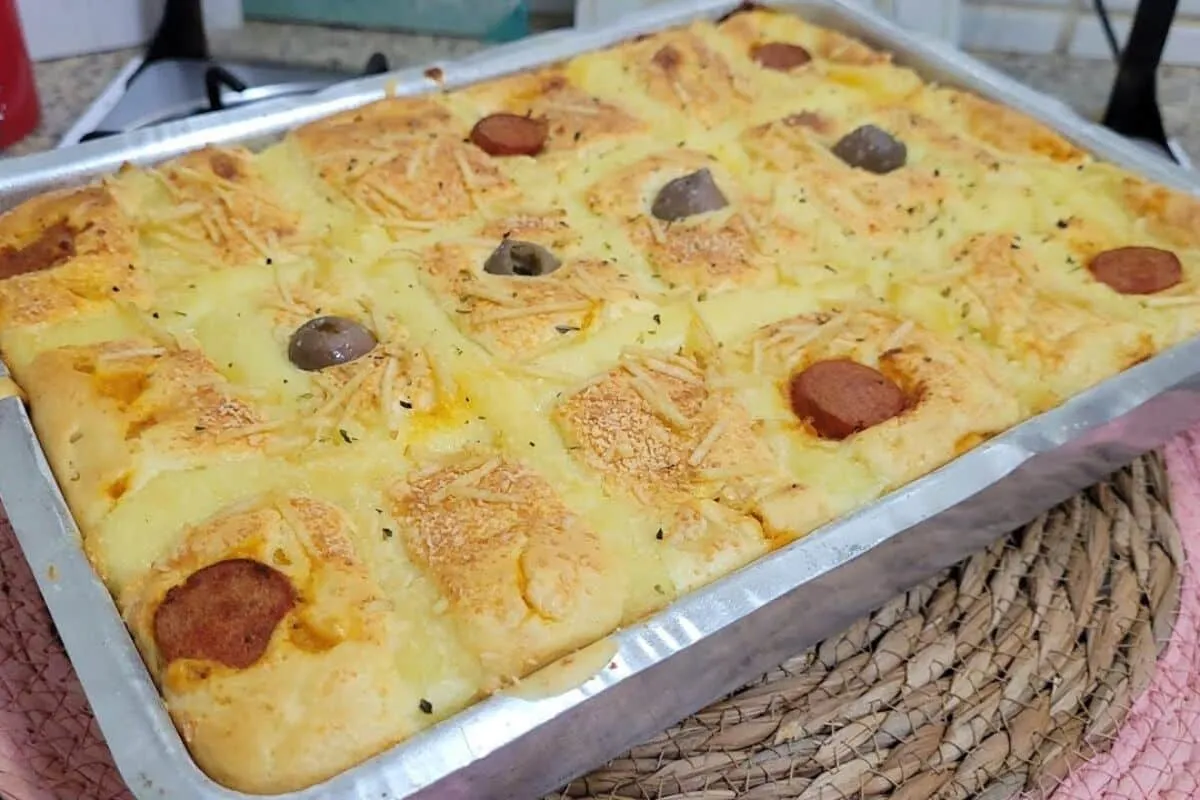 Torta hotdog de forno, feita no liquidificador com uma massa