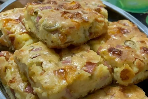 Torta napolitana de liquidificador é só bater os ingrediente