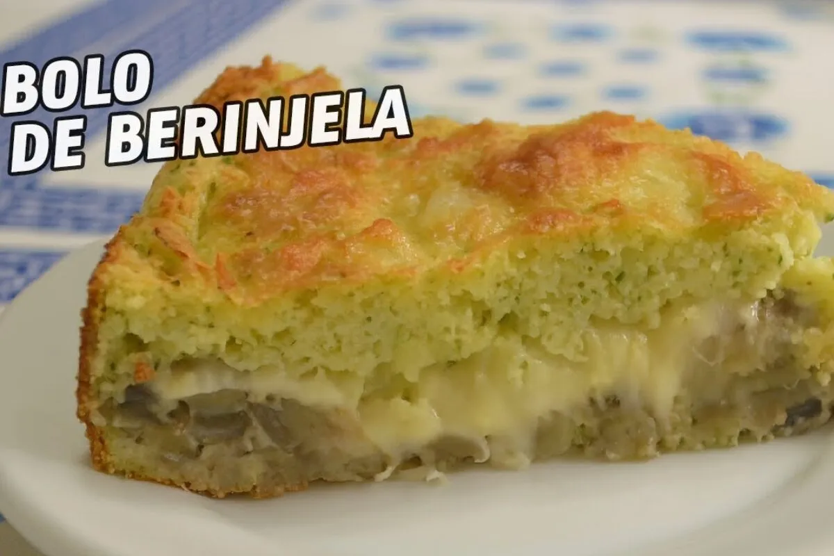 Torta recheada de berinjela saborosa e nutritiva: prato que