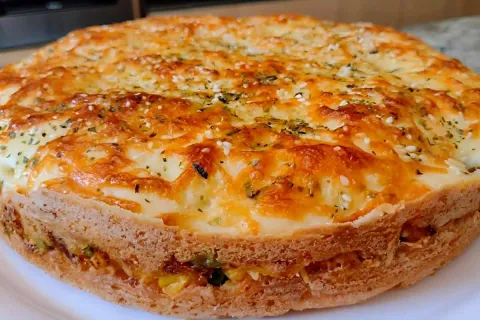 Torta salgada de frango sem farinha de trigo muito leve deli