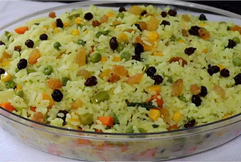 Vai ter uva passa sim: Arroz com uva passa de natal uma delí