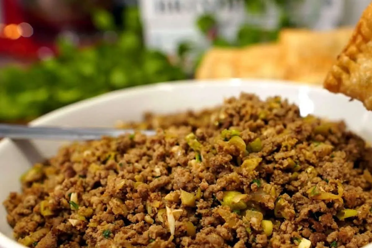 Veja como fazer carne moída para pastel do jeito certo que f