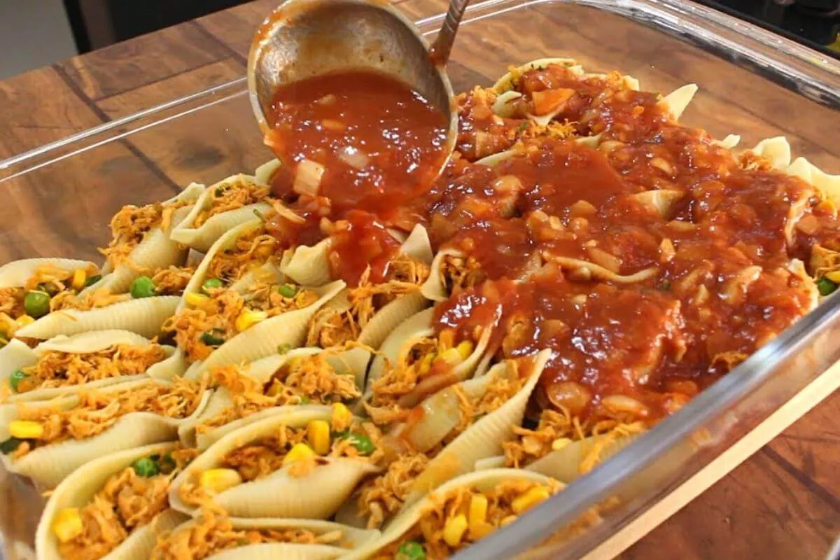 Veja como preparar um macarrão recheado delicioso para seu a