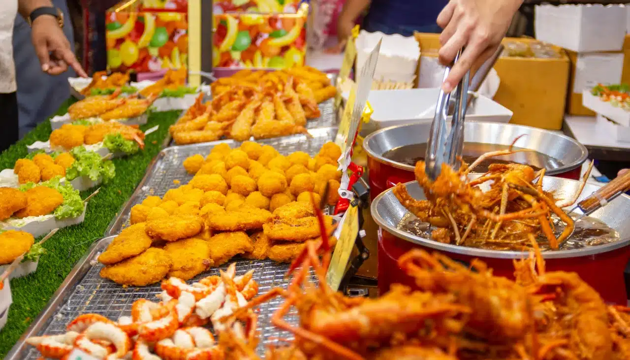 Os 8 principais tipos de comida de rua ao redor do mundo