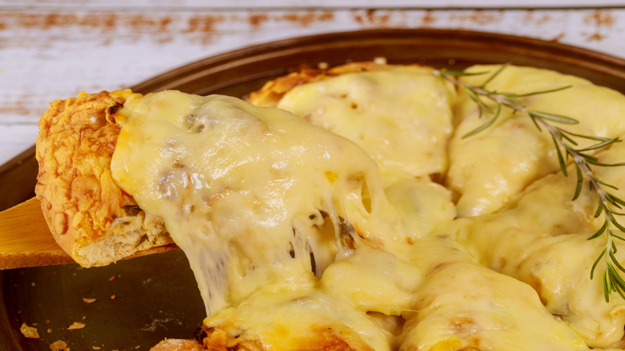 Como Fazer Mussarela Caseira com Apenas 4 Ingredientes