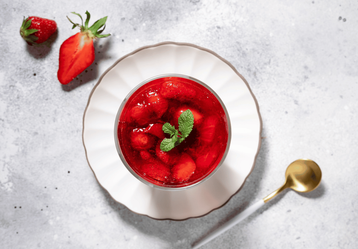 Calda de Morango para Sorvetes e Bolos: Receita Perfeita!