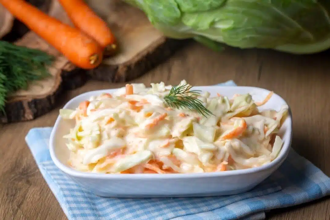 Salada de Repolho com Creme de Leite