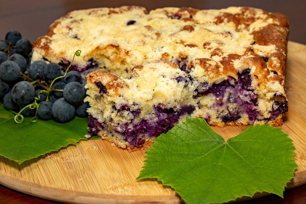 Como Fazer a Receita de Bolo de Uva Preta muito gostoso