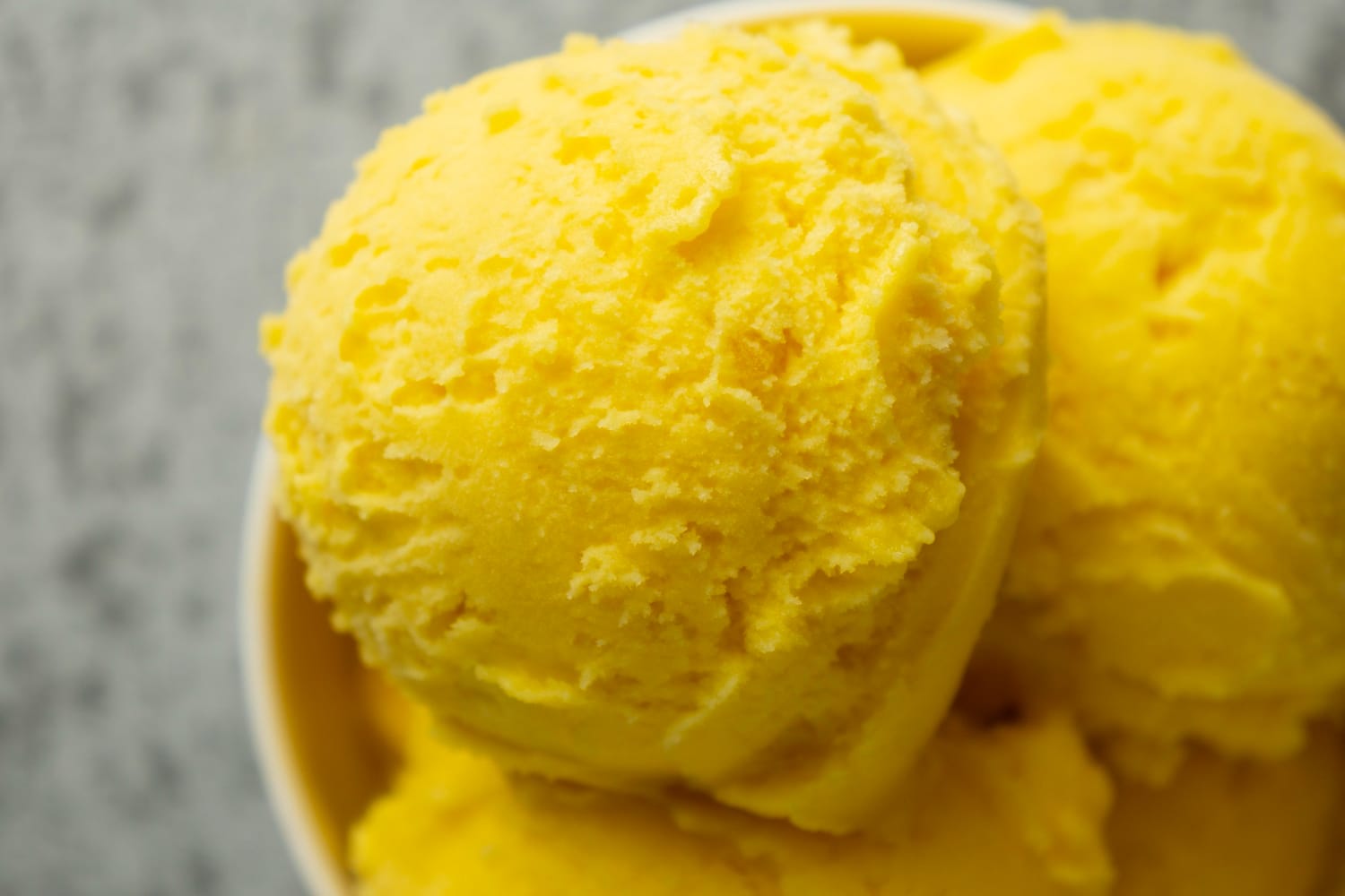 Esse Sorvete de Maracujá no Liquidificador é uma sobremesa refrescante!